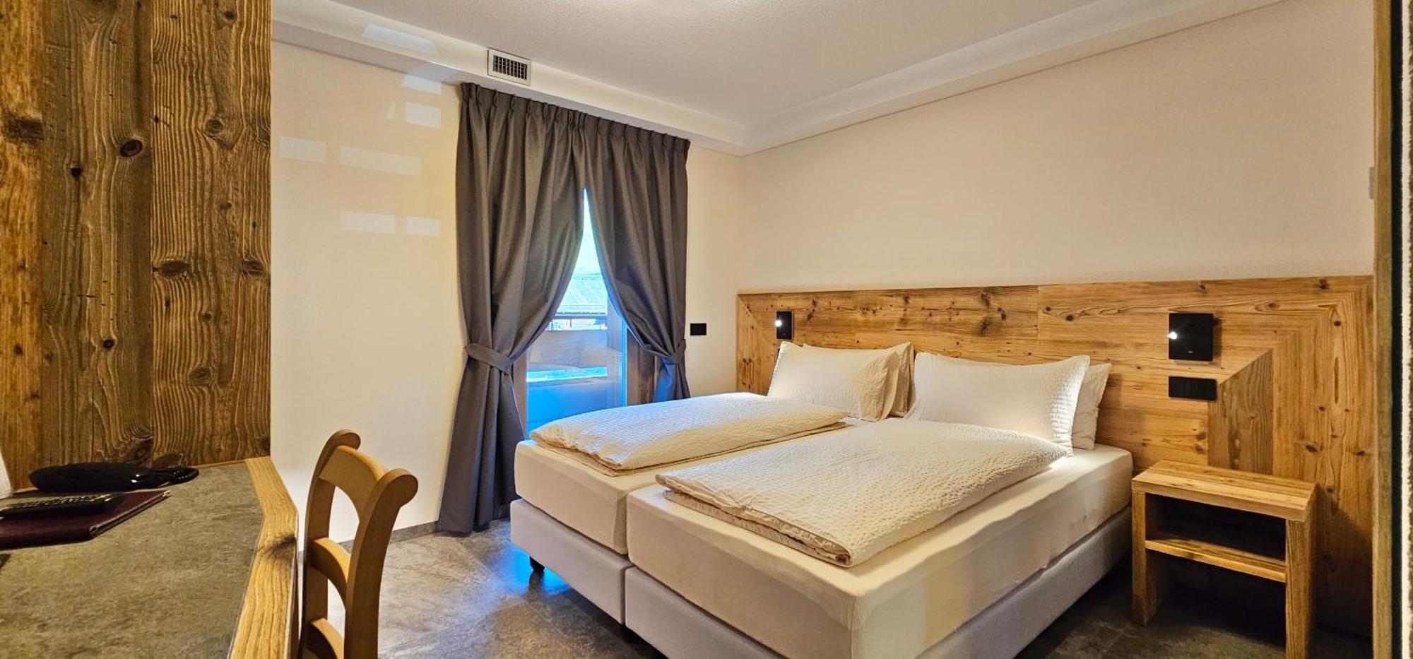 Albergo Alpenrose 리비뇨 외부 사진