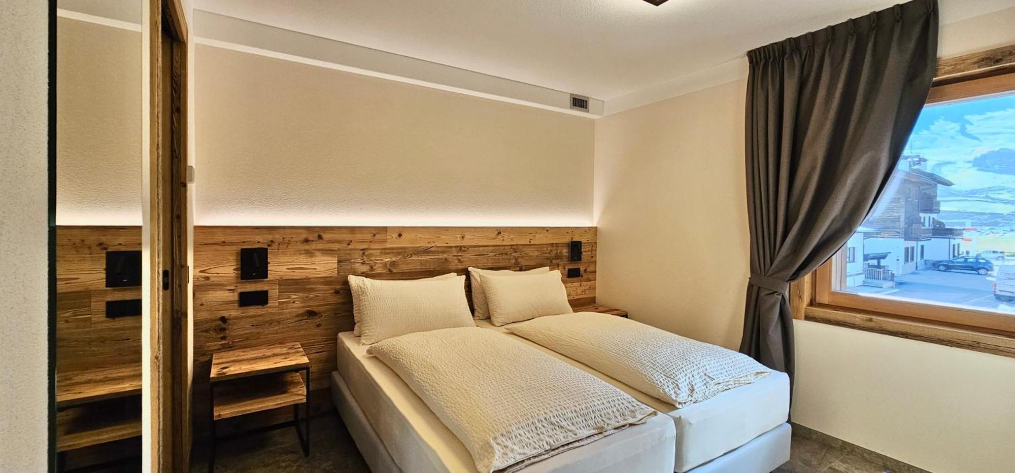 Albergo Alpenrose 리비뇨 외부 사진